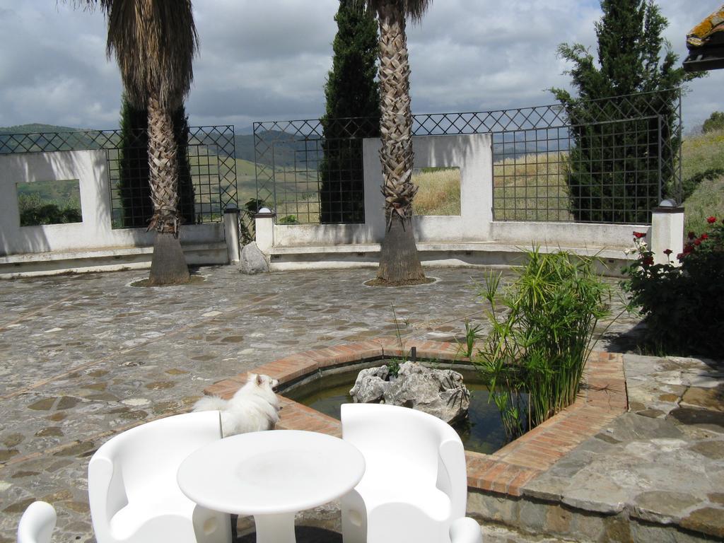 Crapa Licca Villa Ventimiglia di Sicilia Exteriör bild