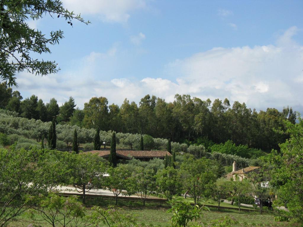 Crapa Licca Villa Ventimiglia di Sicilia Exteriör bild
